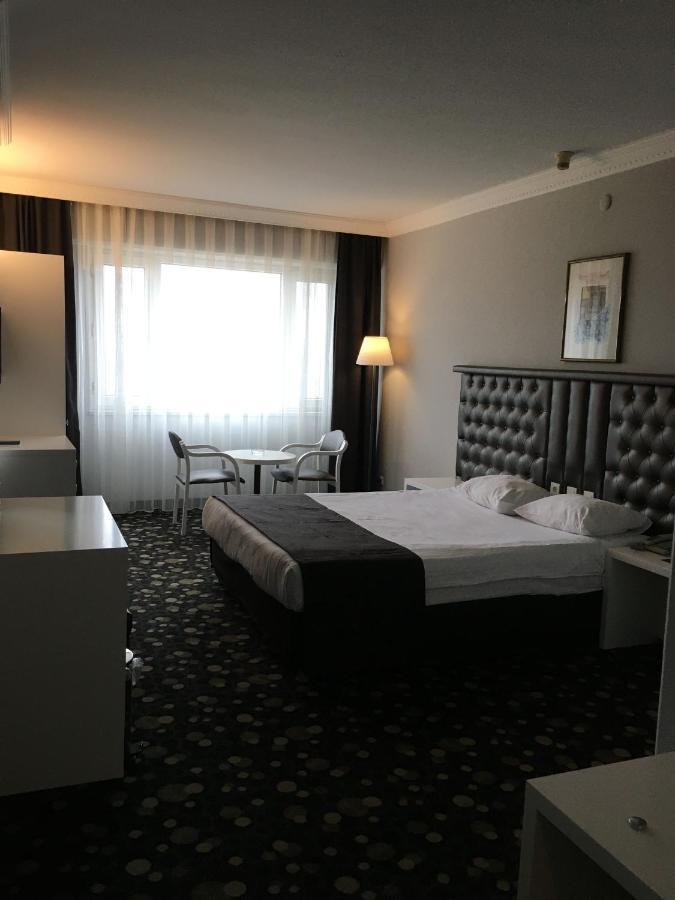 Hotel Eken Prestige Bandirma Exterior photo